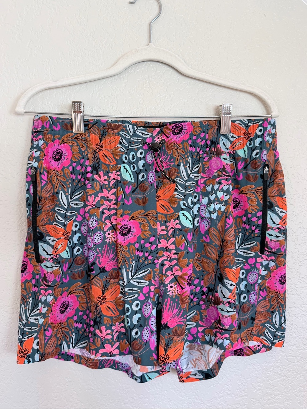 Shredly Women’s Floral Explorer Shorts: Mimi II Size L